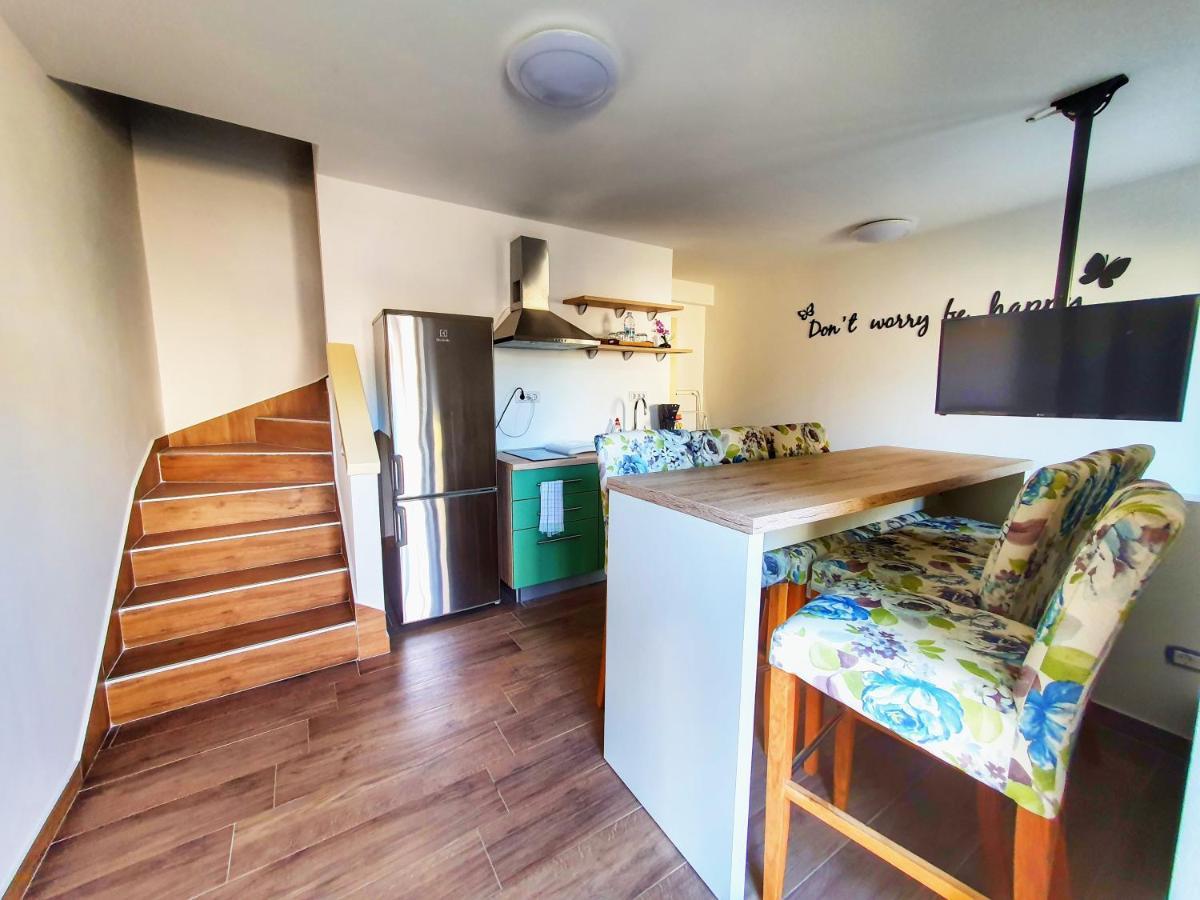 Bed & Breakfast Daniela Veleniki Exterior photo