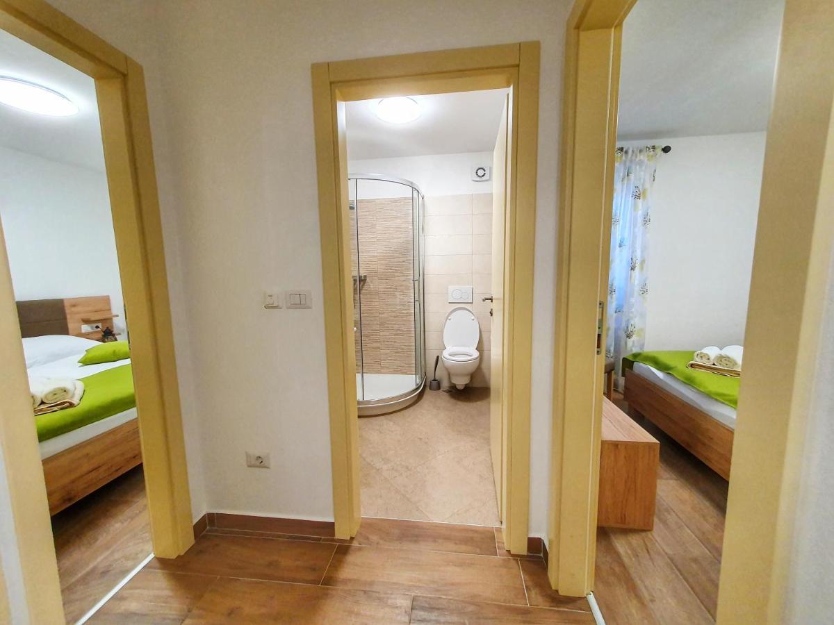 Bed & Breakfast Daniela Veleniki Exterior photo