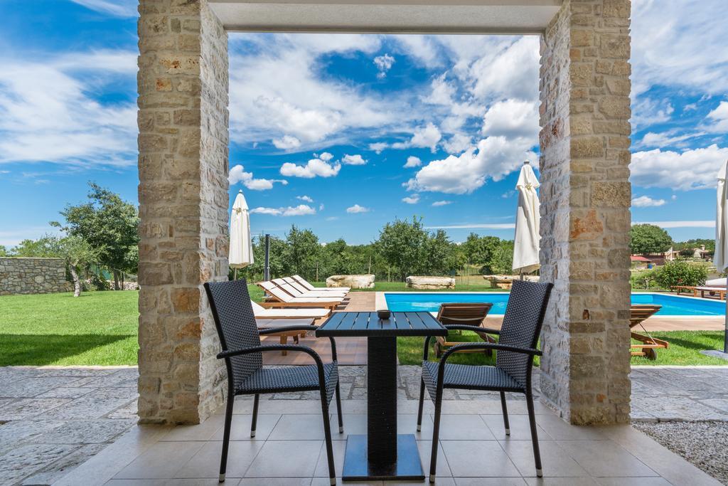 Bed & Breakfast Daniela Veleniki Exterior photo