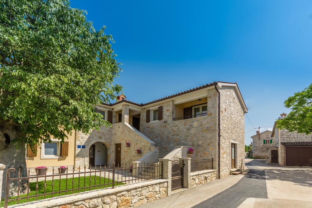 Bed & Breakfast Daniela Veleniki Exterior photo