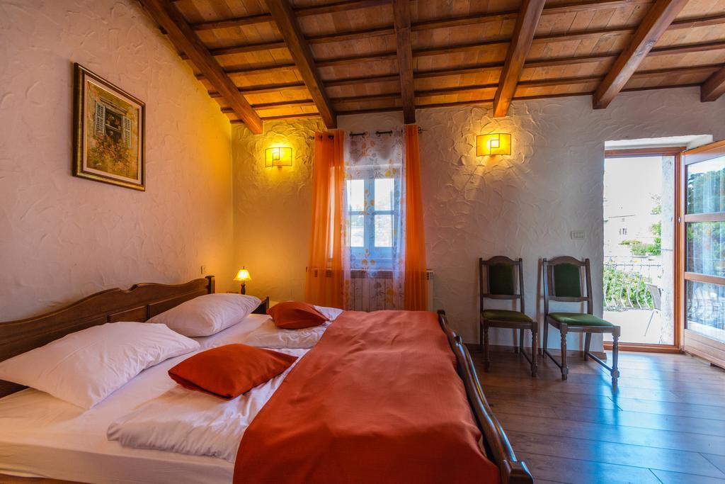 Bed & Breakfast Daniela Veleniki Exterior photo