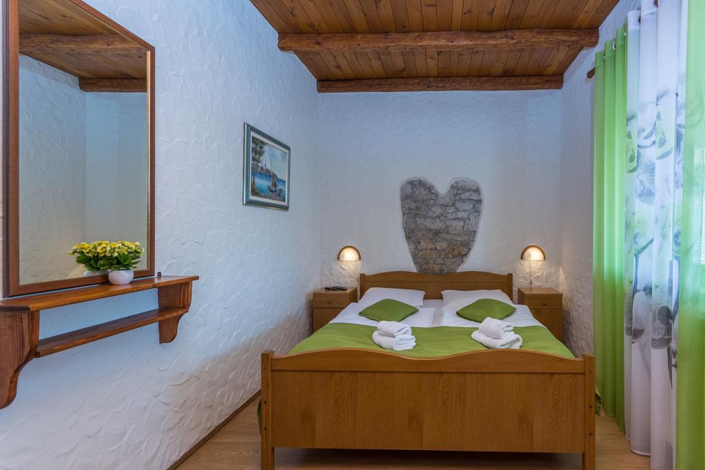 Bed & Breakfast Daniela Veleniki Exterior photo