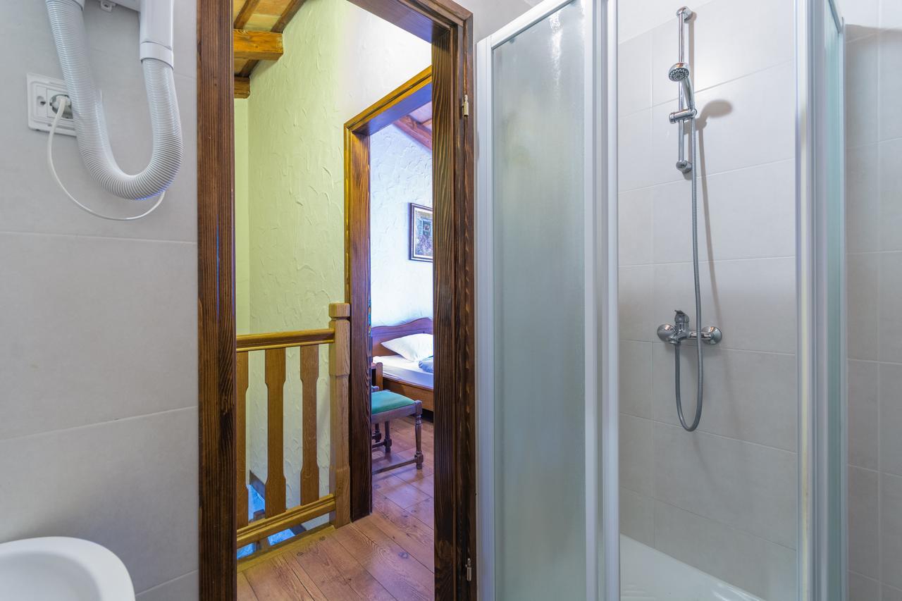 Bed & Breakfast Daniela Veleniki Exterior photo