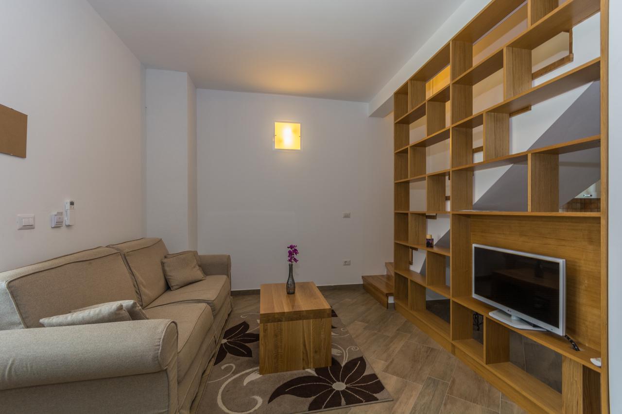 Bed & Breakfast Daniela Veleniki Exterior photo